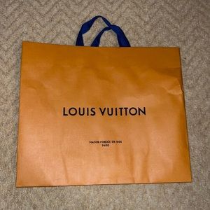 Medium Louis Vuitton shopping bag